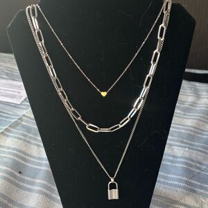 Parklane Elexa Elegant Silver Necklace Set